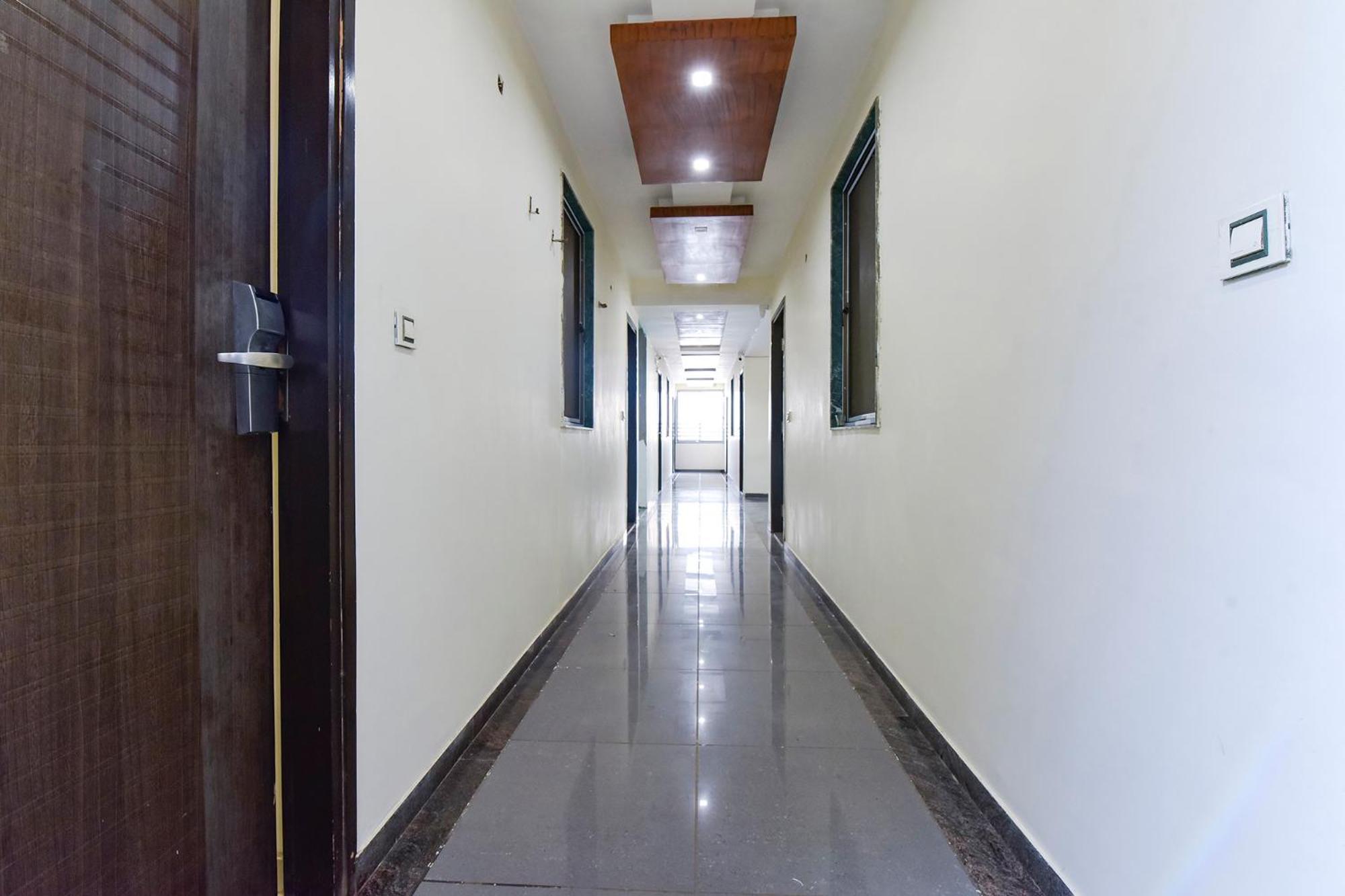 Fabhotel A1 Plaza Ahmadábád Kültér fotó